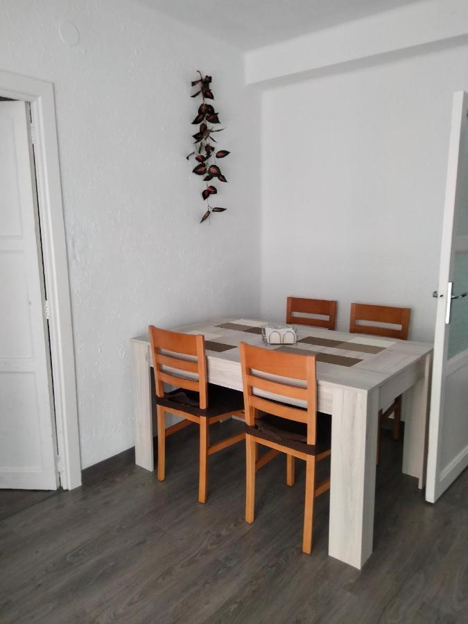 Malvarrosa Apartamentos Valensiya Dış mekan fotoğraf